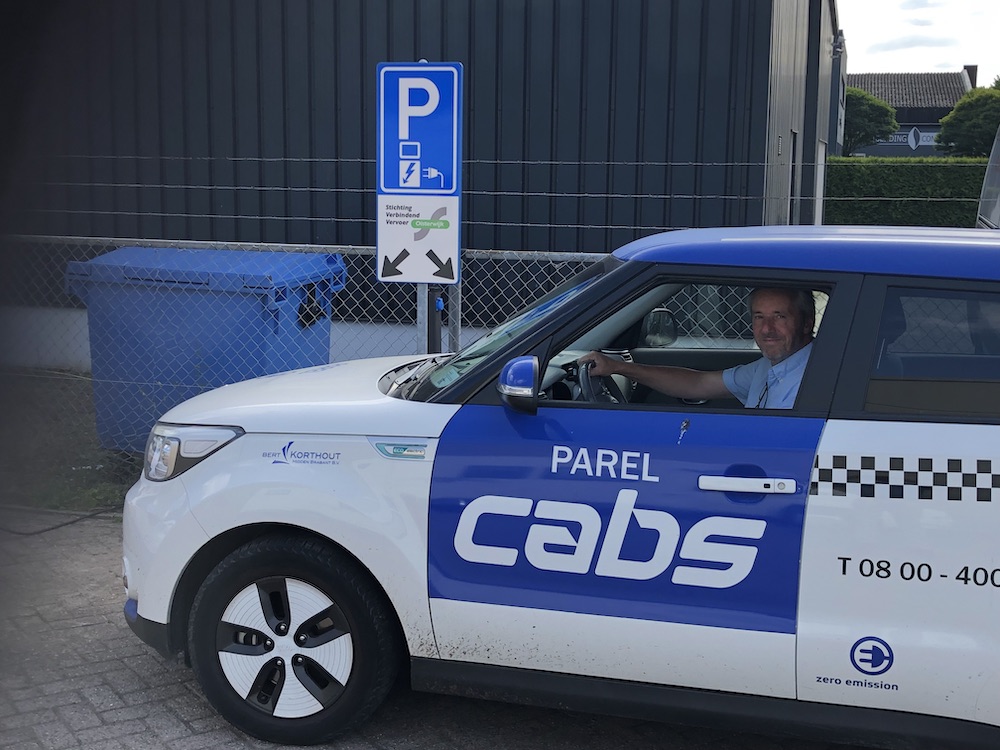 ParelCabs- met chauffeur van Verbindend Vervoer